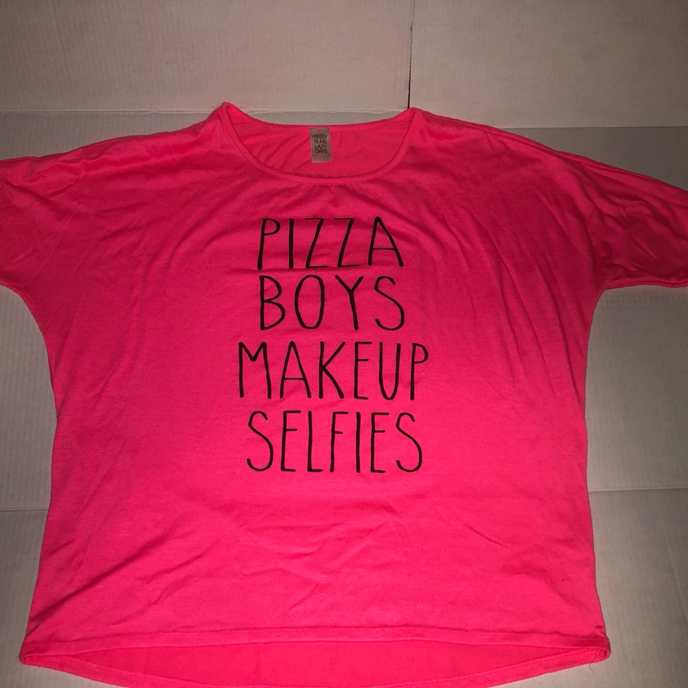 Messy Buns and Lazy Days #FavoriteThings Tee